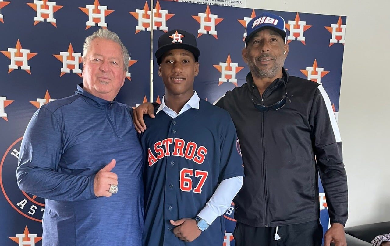 Houston Astros Sign Venezuelan Infielder Sami Manzueta