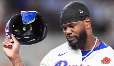 Jacob deGrom and Alejandro Osuna shine, but Rangers’ offense continues season-long nap