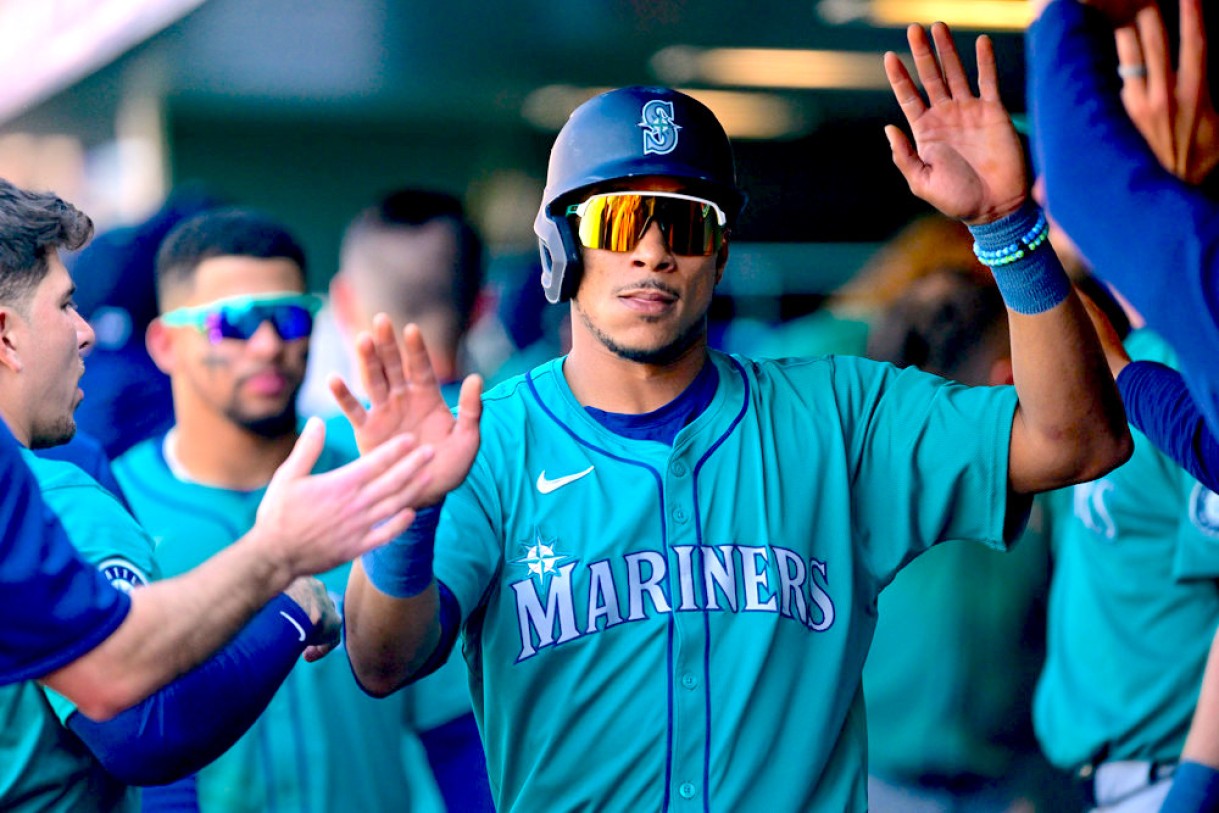 Jorge Polanco - Fantasy Baseball Rankings, Draft Sleepers, MLB Injury News