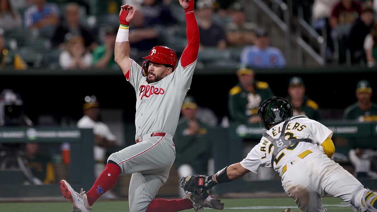 Phillies make massive plays in 9th, 10th and 11th to extend streak with crazy win – NBC Sports Philadelphia