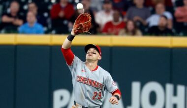 Reds hang on for 4-3 win, lose Hunter Greene to groin injury