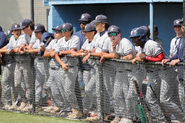 La Salle players have little to cheer for in a...