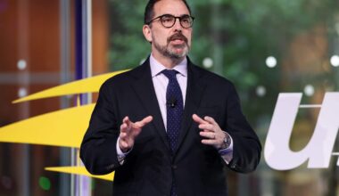 U.S. tennis president Lew Sherr to leave USTA for New York Mets