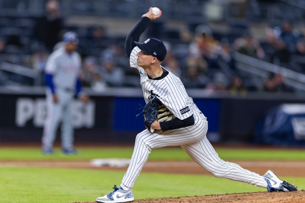 Luke Weaver throws a pitch during the ninth inning of the Yankees' win over the Rangers.