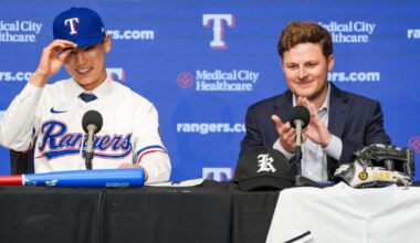 Texas Rangers officially sign two-way South Korean teenage standout Seong-Jun Kim