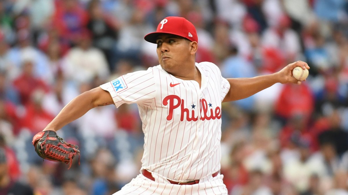 Suarez shuts down Braves, Phils win series opener after Harper’s early exit – NBC Sports Philadelphia