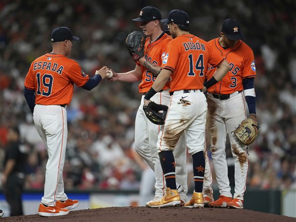 Hunter Brown strikes out 9 as the Astros beat the slumping Reds 3-0