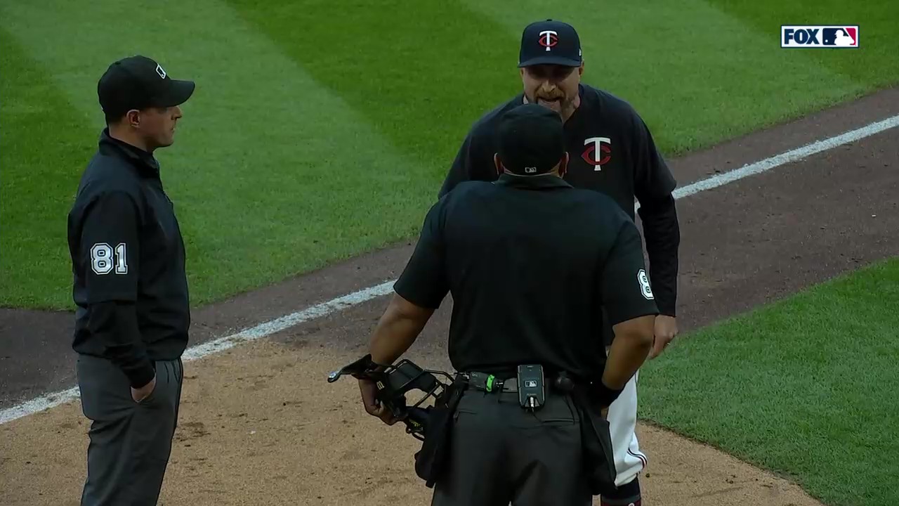 Jason Benetti, Tom Verducci were stars during manager ejection