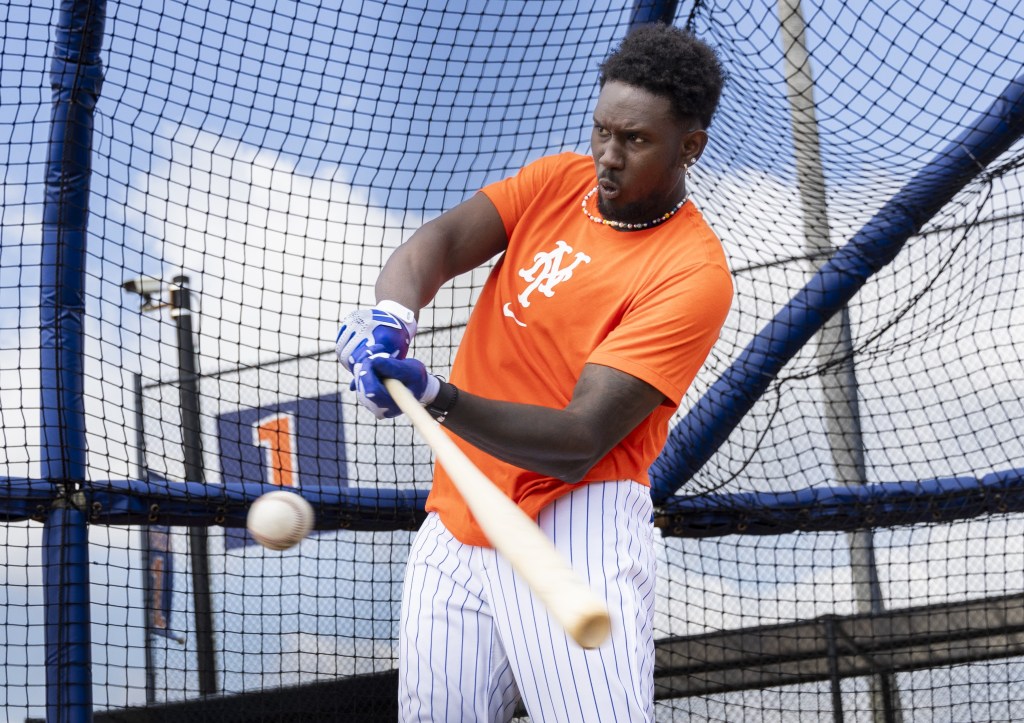 Ronny Mauricio takes some batting practice during the beginning of Mets' spring training this season.