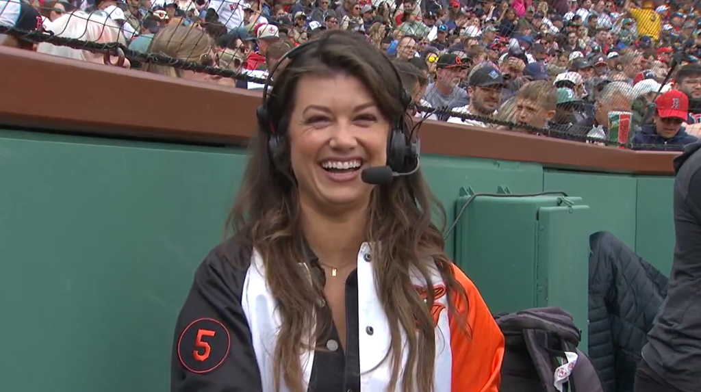 Orioles reporter hit in head by foul ball