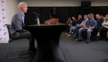 How should the Orioles approach trade deadline?