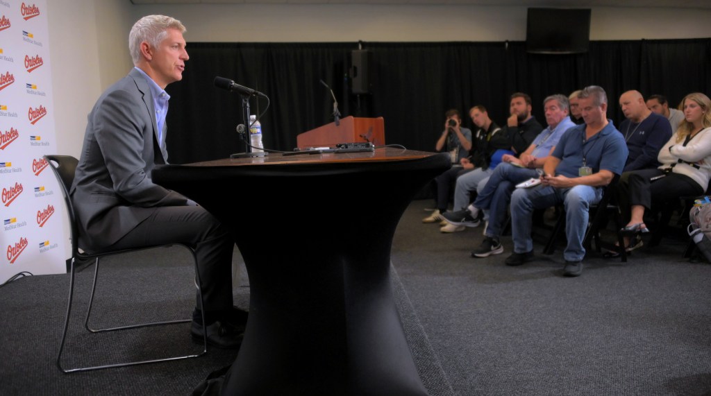 How should the Orioles approach trade deadline?