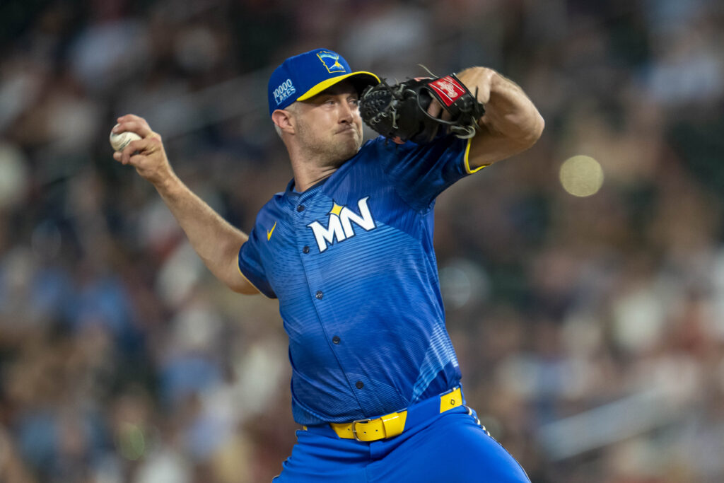 Royals Sign Trevor Richards To Minor League Deal