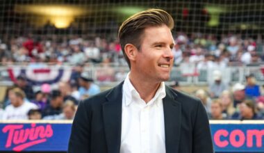 Minnesota Twins sale talks progress as buyers visit, Pohlad family firm on $1.7B price tag