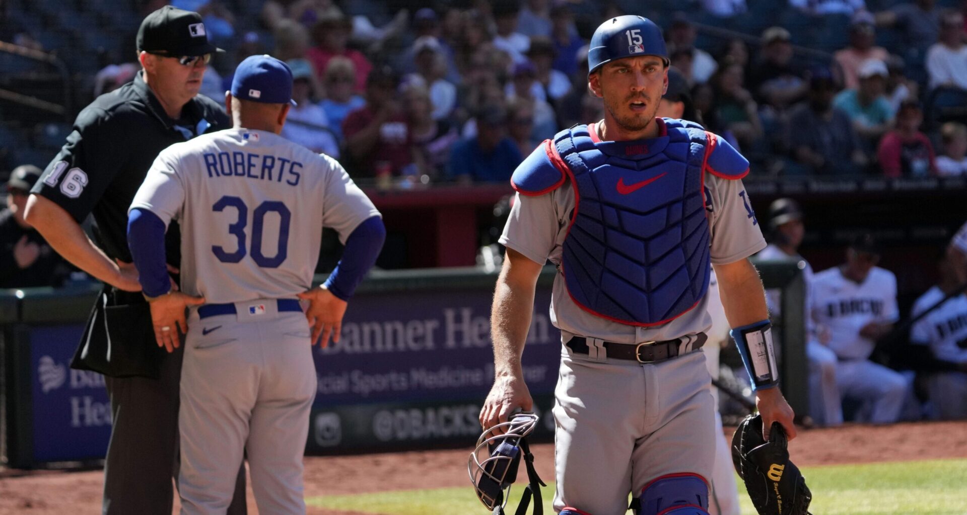 Dave Roberts Reacts to Dodgers Designating Austin Barnes For Assignment