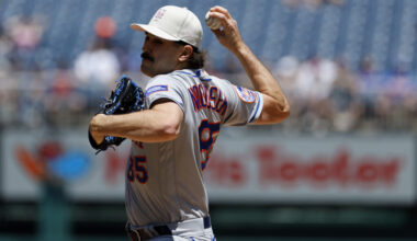 Royals Sign Stephen Nogosek To Minor League Contract