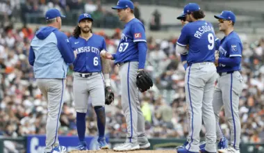 Royals' 45-year old's comeback debut stats make end of MLB retirement seem real image