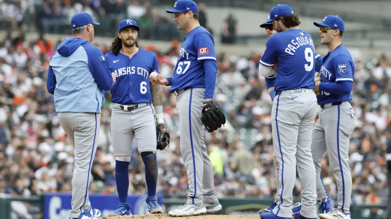 Royals' 45-year old's comeback debut stats make end of MLB retirement seem real image