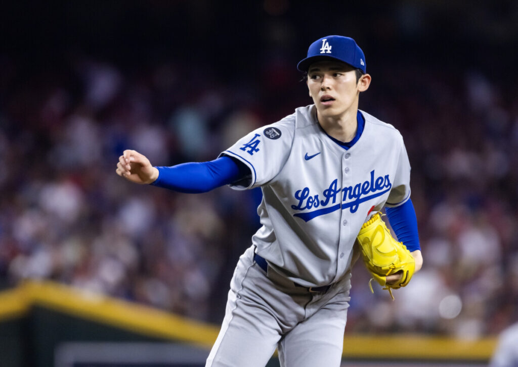 Dodgers Place Roki Sasaki On Injured List