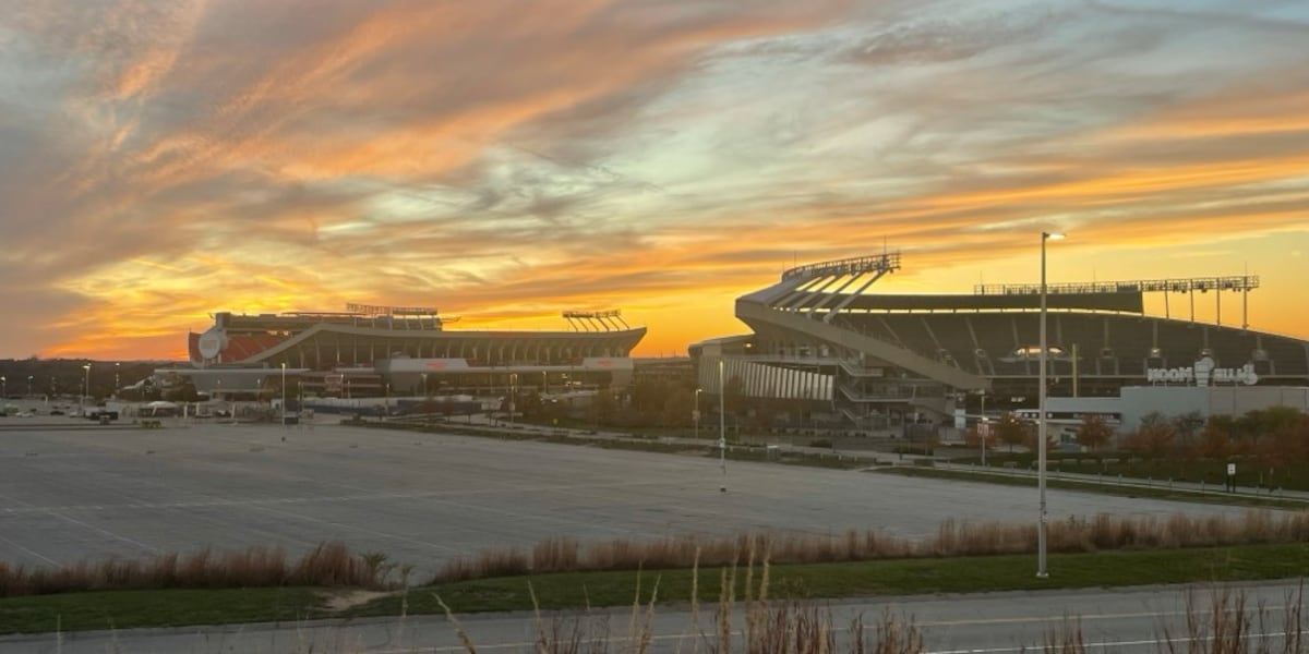 Missouri lawmakers respond to proposed incentives to keep Chiefs, Royals