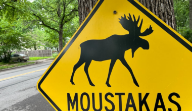 Neighborhood sign at end of era with former Royal’s retirement