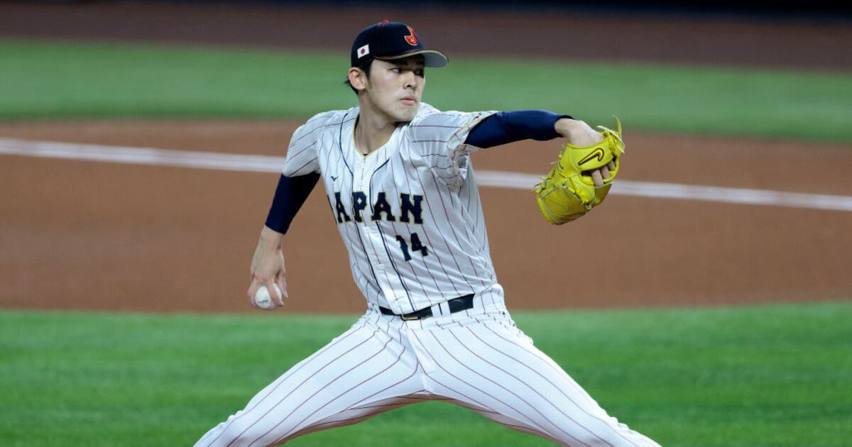 Japanese prospect Roki Sasaki to join MLB, awaits suitors