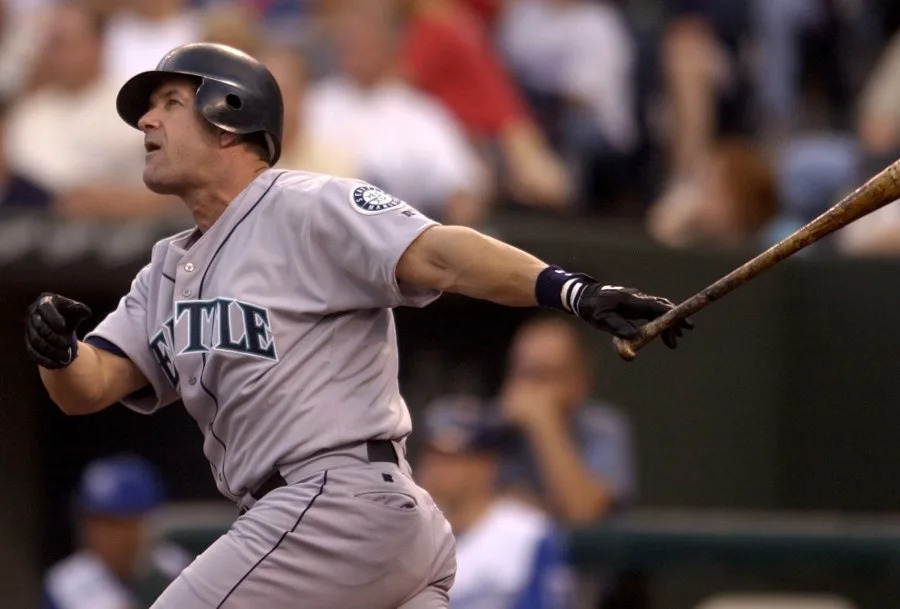Seattle Mariners’ Edgar Martinez hits a three-run home run against the Kansas City Royals in the third inning Tuesday, May 27, 2003, in Kansas City, Mo. (AP Photo/Ed Zurga)