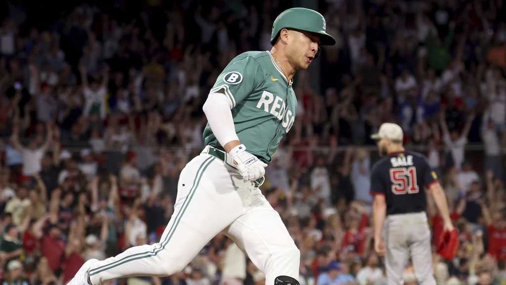 Red Sox lose 4-2 to Braves after Chris Sale strikes out 8