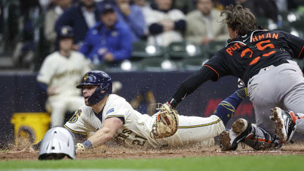 Orioles snap 8-game losing streak against Brewers