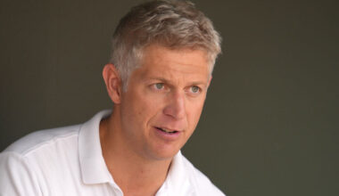 Elias on slow start, confidence in Hyde, offseason moves, injury updates and more