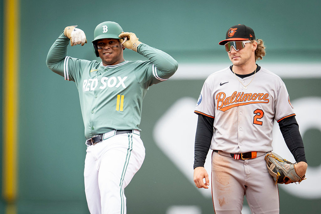Orioles lose Game 1 to Red Sox in walk-off fashion in 10th inning (updated)