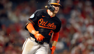 Offense breaks through in series-clinching win (updated)