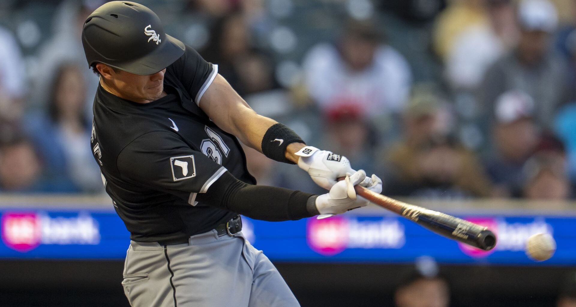 Ex-Red Sox Infielder Finds Next Opportunity With NL Central Club