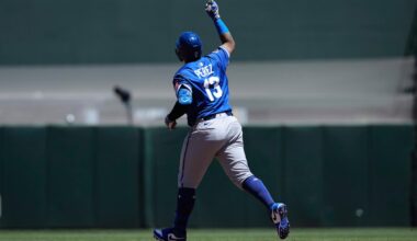 Perez powers Royals with 3 hits, including a homer, in 8-4 win over Giants