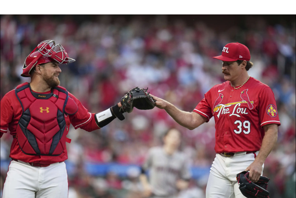 Cardinals, Mikolas stay hot in 4-3 win over Arizona - West Kentucky Star