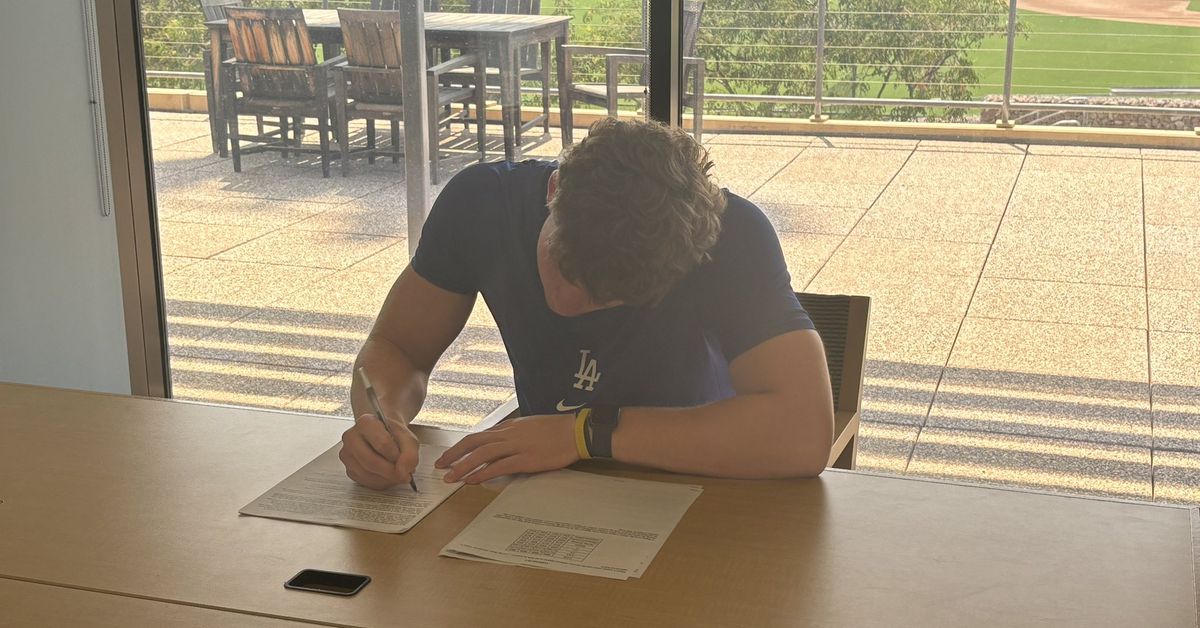 MLB Draft 2024: Dodgers sign 15 of 18 picks, including 3B Chase Harlan