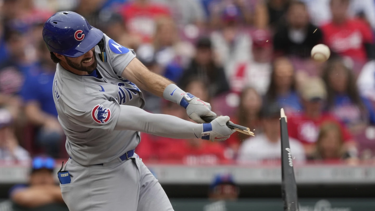 Cubs homer in 8th inning to rally to 11-8 victory over Reds in series finale