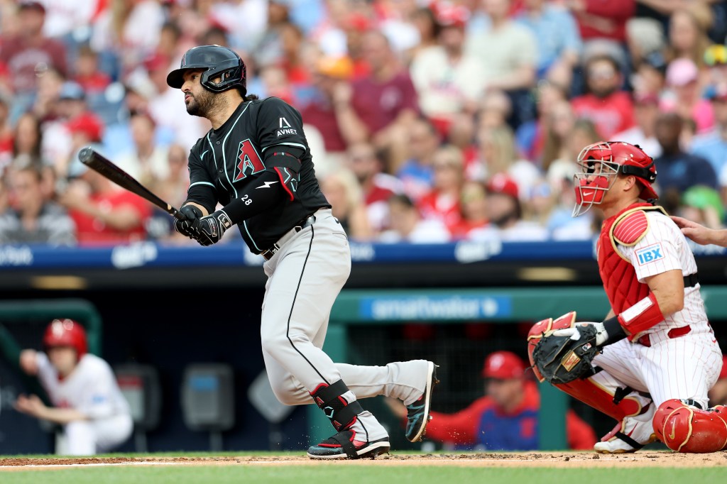 Eugenio Suarez of the Arizona Diamondbacks in action against the Phillies.