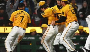 Frazier scores on wild pitch in the bottom of the 10th to lift the Pirates past the Brewers