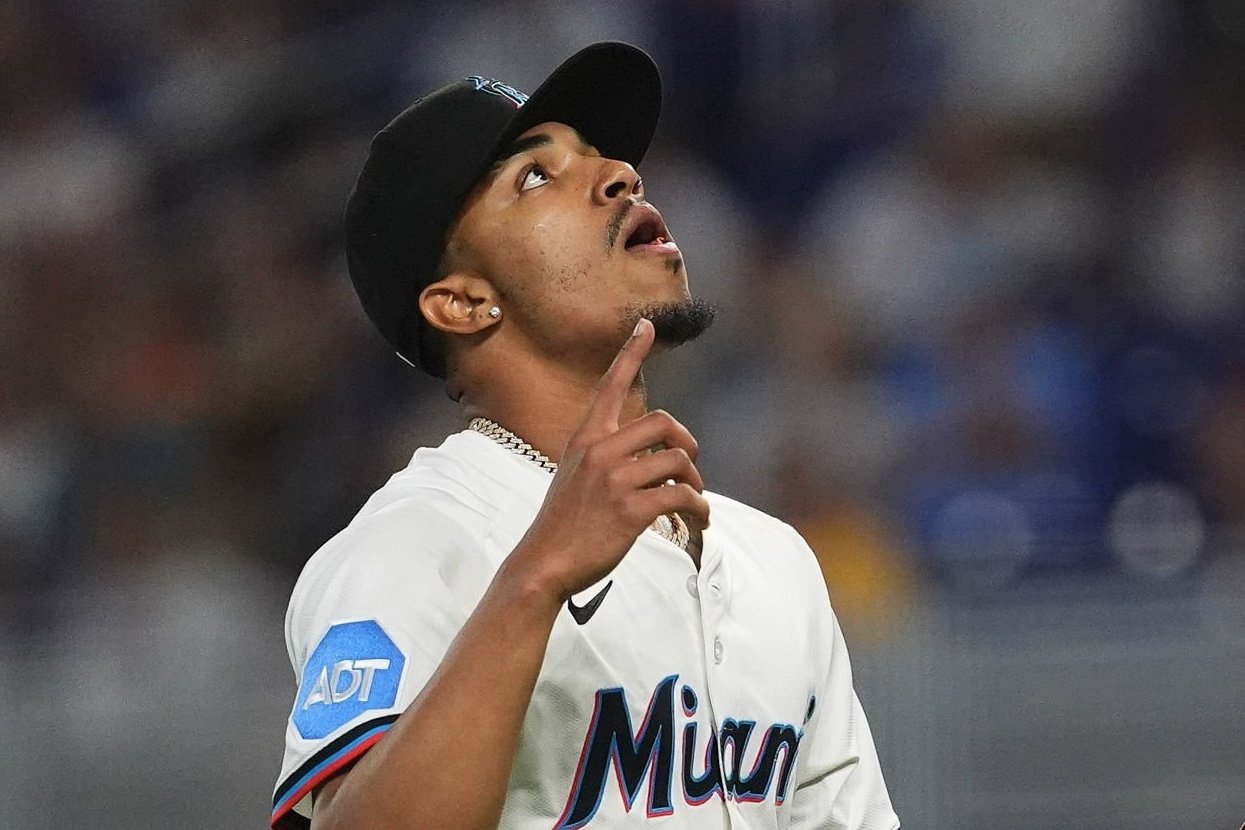 Offishial News: Ranking Ronny Henriquez among Peter Bendix's best waiver claims - Marlins