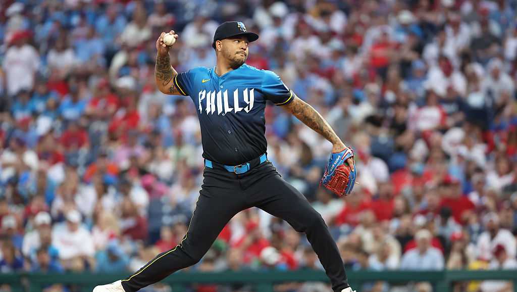 Brewers defeat Phillies 6-2 for fifth straight victory