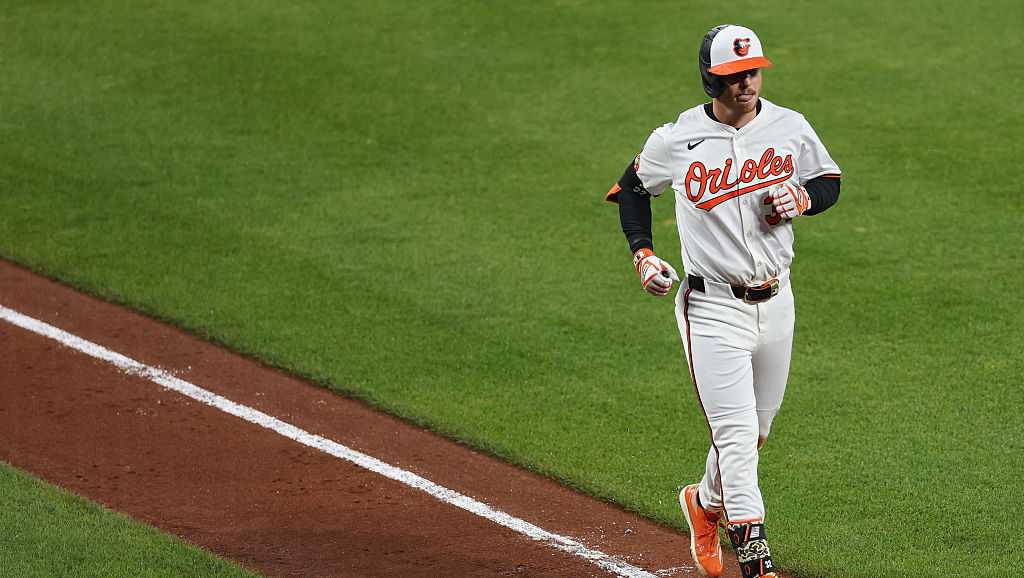 Arenado’s tiebreaking homer in the 8th helps Cardinals beat Orioles 7-4
