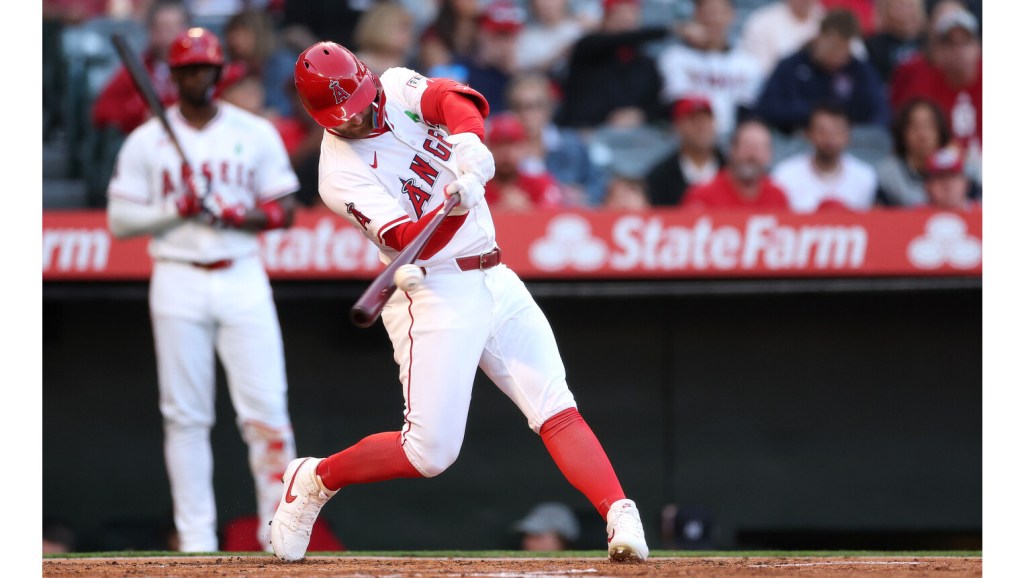 Angels get back to .500 as winning streak reaches 8 games – Daily Bulletin
