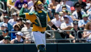 Aging rookie MacIver has game to remember at Phillies' expense