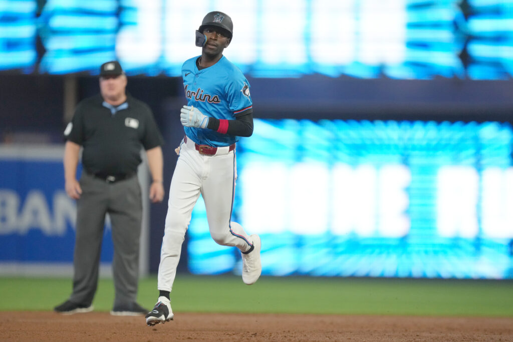 Royals Acquire Nick Gordon - MLB Trade Rumors