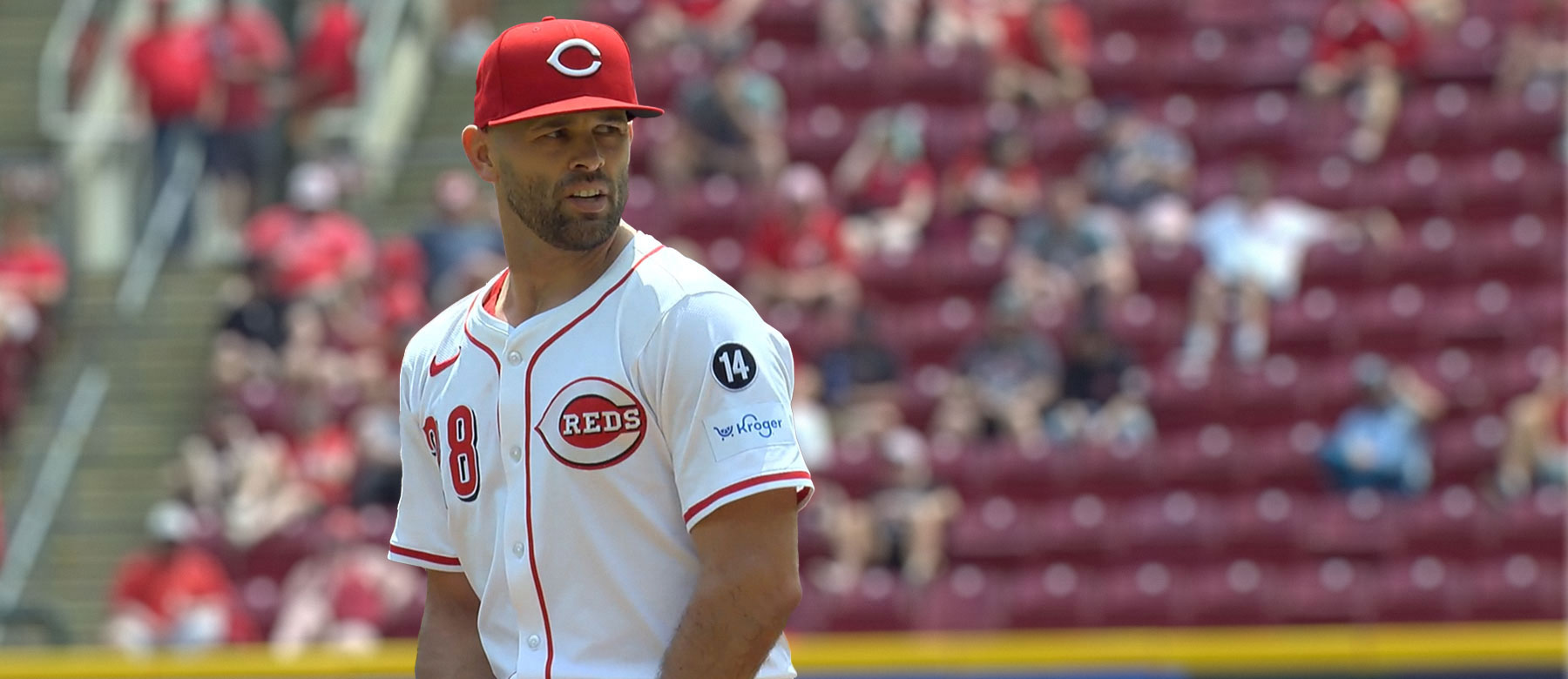 Strong start from Nick Martinez leads Reds to a win in Kansas City