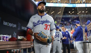 Dodgers OF Teoscar Hernandez to IL, will be out 'for a while'