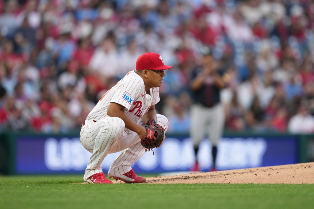 Bryce Harper takes a hit, but Phillies keep on ticking