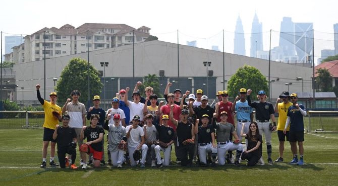Japanese Baseball Star Tsuyoshi Nishioka Coaches ISKL Baseball Players | Editorial