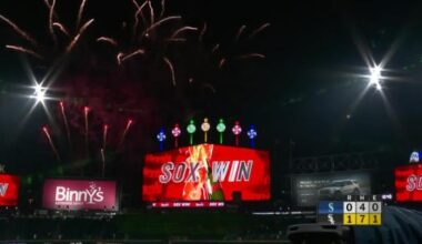 Houser gets a win in his return to the majors as the White Sox beat the Mariners 1-0